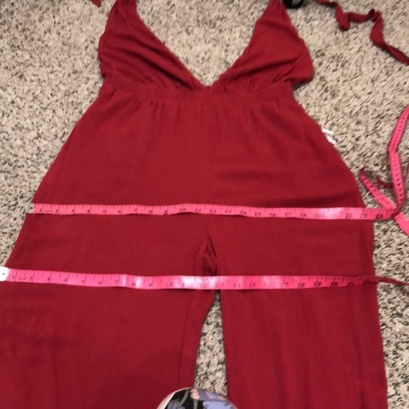 Lulu’s Lolinda Jumpsuit Size Large Red Open Back Plunge V-Neck - Picture 10 of 11